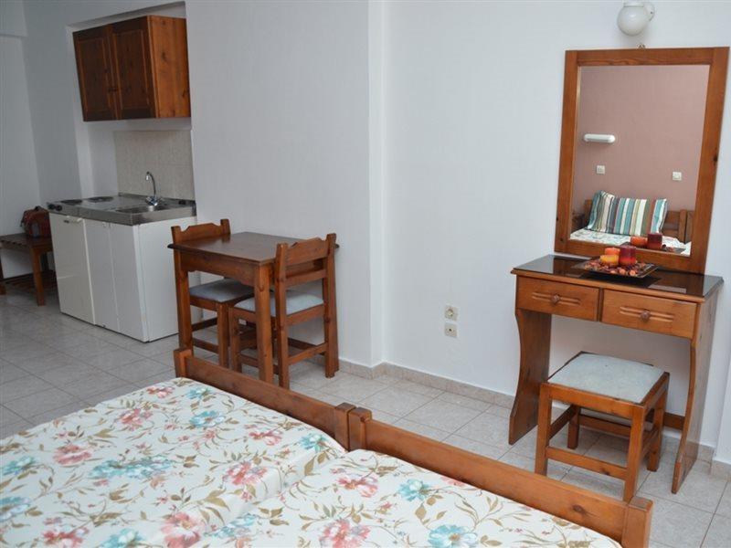 Iatridis Studios Faliraki (Adults Only) Exterior foto